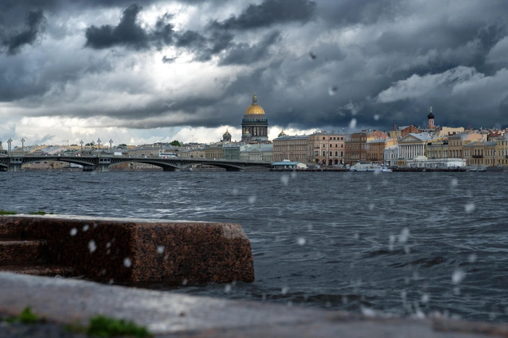 Назван город России, где живут самые тревожные люди. Впервые за 6 лет это не Москва | Источник: Olga Visavi/Shutterstock/Fotodom.ru