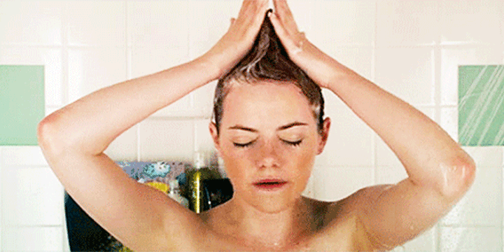 Как правильно мыть голову: 5 полезных советов