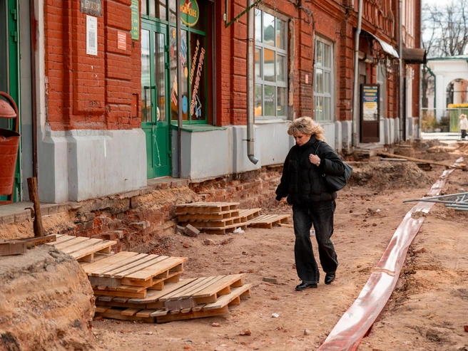 «Полоса препятствий» перед входом в магазин | Источник: Александр Куренной / 76.RU