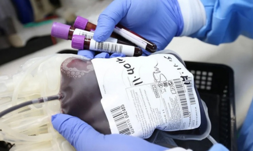 Спасают донорские субботы: В петербургских больницах - дефицит крови