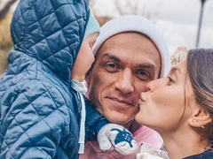 Влад Топалов назвал роды жены «самым неловким моментом в его жизни»