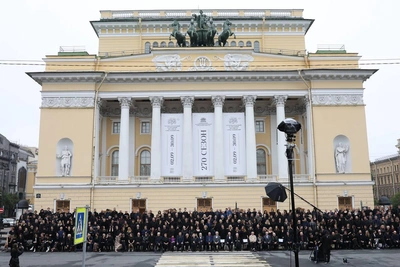 Александринка раскрыла планы на сезон