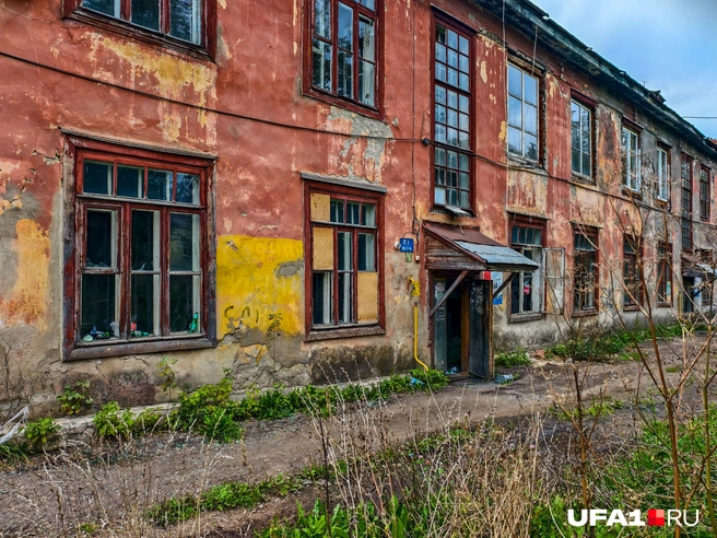 Готовая декорация к фильму про разруху | Источник: Булат Салихов / UFA1.RU