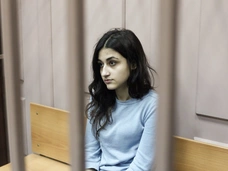 Сестер Хачатурян признали пострадавшими по делу о насилии со стороны отца