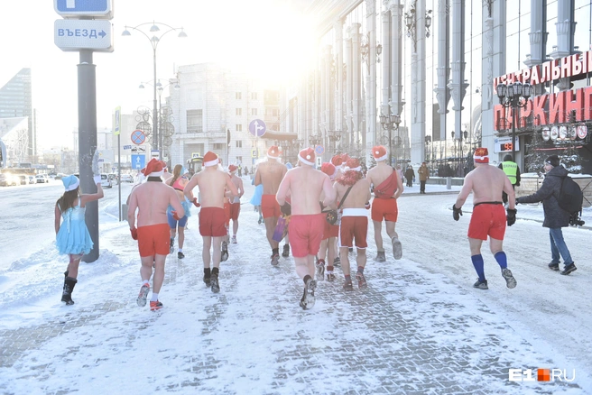 Уролог рассказал, почему в мороз мужчинам очень важно тепло одеваться | Источник: Дмитрий Емельянов / E1.RU
