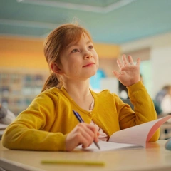 Как выбрать школу для ребенка в 2025 году: краткий гид для осознанных родителей