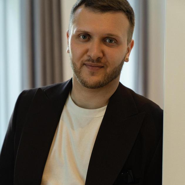 Михаил Ефремов