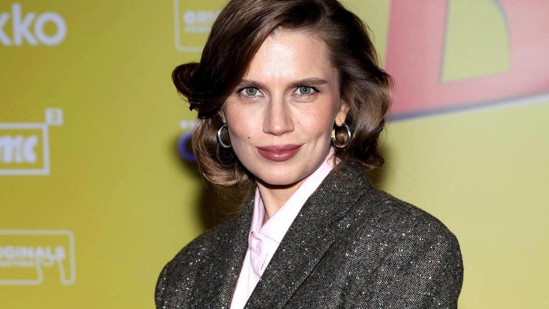 Дарья Мельникова объяснила свои слова про &laquo;дурочка&raquo; Юру Борисова