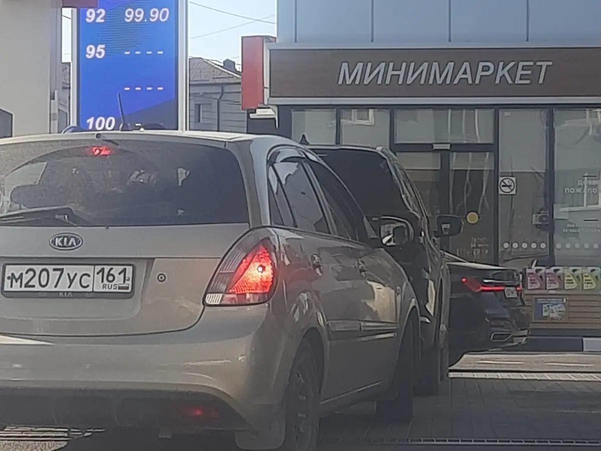 Бензин по 120 рублей: юрист-автовладелица через суд потребует от АЗС компенсацию за дорогое топливо