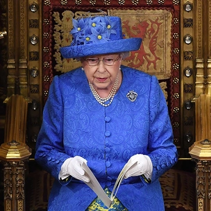 Намек понят: как на самом деле Елизавета II относится к Brexit
