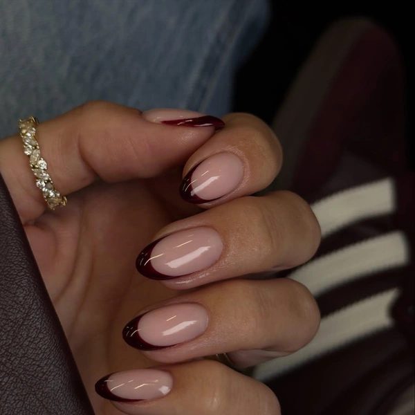 Источник: @nails.by.iz_