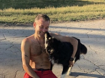 Полный тезка Сергея Белика, чей аккаунт мы нашли в соцсетях, подписан на нескольких бывших и нынешних владельцев, а также крупных менеджеров компании | Источник: Сергей Белик / Instagram (соцсеть запрещена на территории РФ)