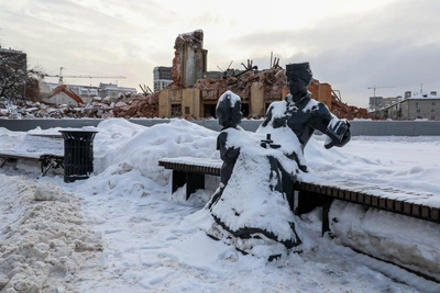 Центральный фасад ДК Ленина разбирают в Нижнем Новгороде