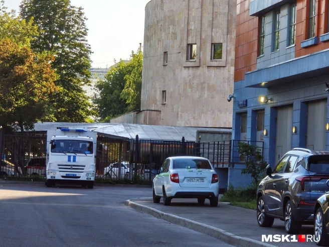 На улице стояли автозаки | Источник: Анастасия Харитонова / MSK1.RU