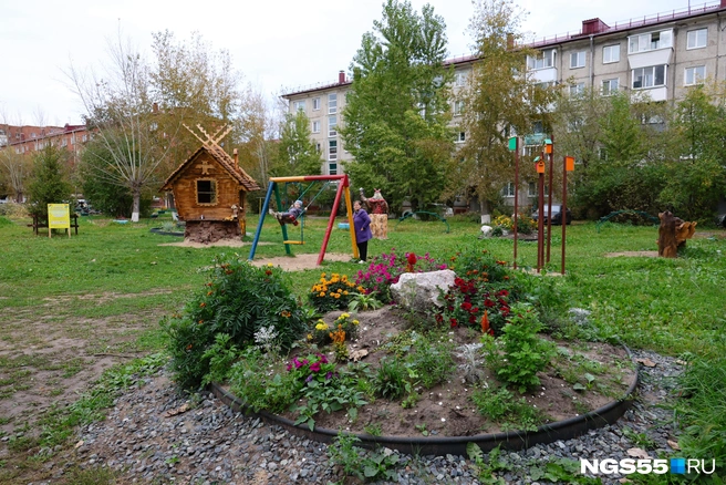 Во дворе всегда есть чем заняться | Источник: Евгений Софийчук / NGS55.RU
