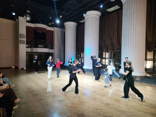 Любителям театра представили премьеры нескольких спектаклей | Источник: правительство Оренбургской области