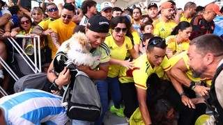 Давка на матче Аргентина — Колумбия в Майами. Жуткие кадры