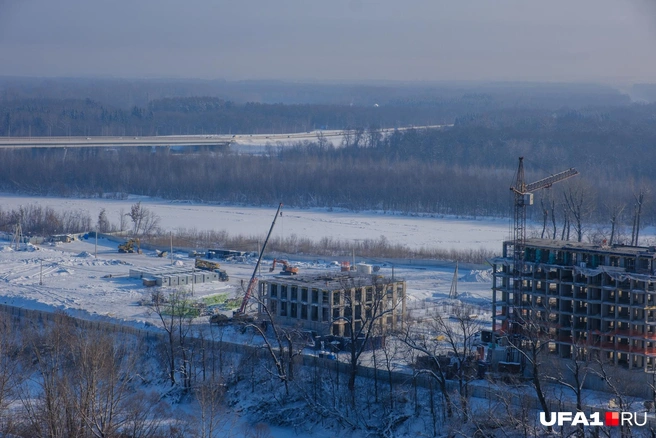Строятся два дома | Источник: Булат Салихов / UFA1.RU