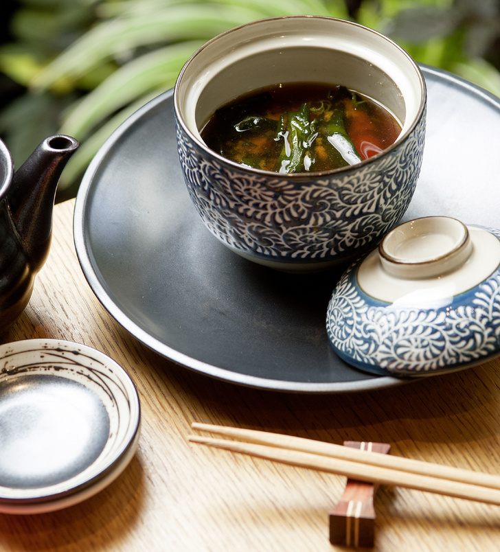 Сидеть на бобах: история и рецепт супа мисо