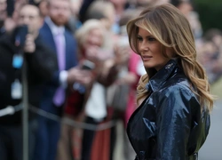 В чем секрет шикарных волос Мелании Трамп