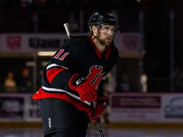 Последние сезоны форвард провел в Utica Comets | Источник: uticacomets.com
