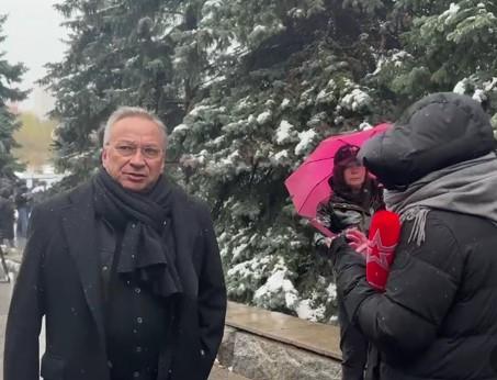 В Москве простились с Алексеем Пимановым: Угольников, Малышева, Якубович поддержали вдову