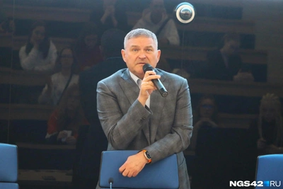 Кузбассовцы спорят о зарплате ректора СибГИУ