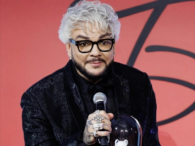 Директор артиста ввязался в драку прямо на открытии ГУМ-катка | Источник: fkirkorov / Instagram (экстремистская организация, деятельность запрещена на территории РФ)