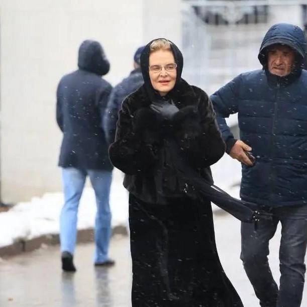 <p>Елена Малышева</p>