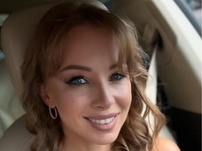 «Раньше надо было удирать галопом!»: Полину Диброву сначала хейтили, а из-за голой выходки Дмитрия поддерживают