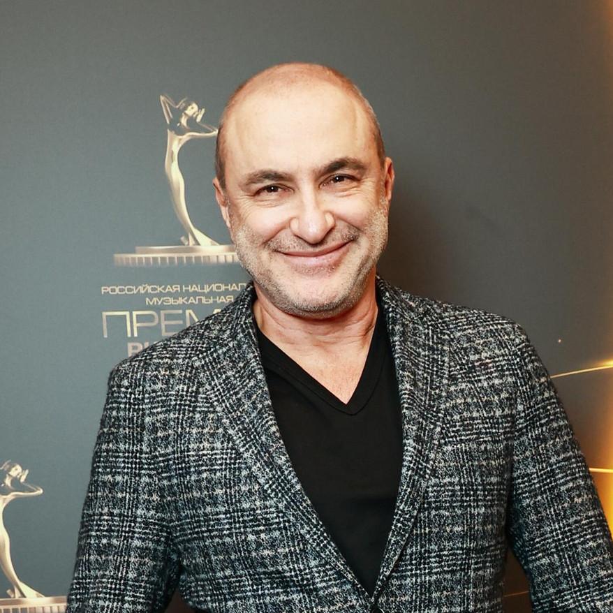 Вдовство в 26, молодая жена и пятеро детей. Как хор спас Михаила Турецкого и почему он скрывал внебрачную дочь