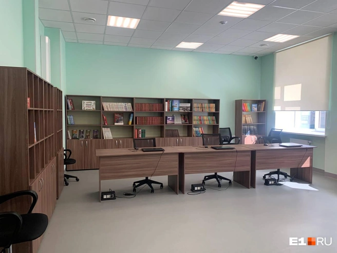 Библиотека тоже выглядит современно | Источник: Дарья Манохина / E1.RU