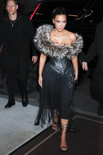 Королева винтажа: Ким Кардашьян | marieclaire.ru