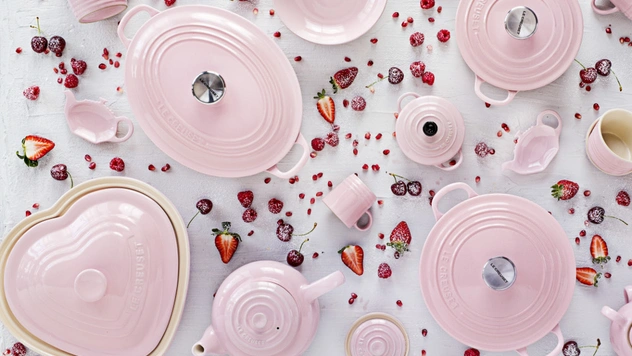 Романтичная коллекция посуды "Розовый шифон" от Le Creuset