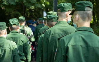 Перелом, геморрой, псориаз: с какими диагнозами не отправят в армию в 2022 году