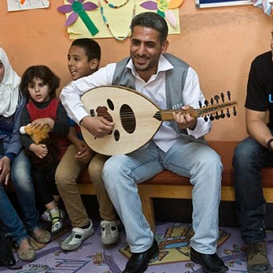 Орландо Блум навестил иорданских беженцев в рамках акции UNICEF