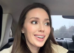 Анастасия Костенко призналась, что стремительно теряет волосы: «Если бы не моя сила воли, то я бы была лысой»