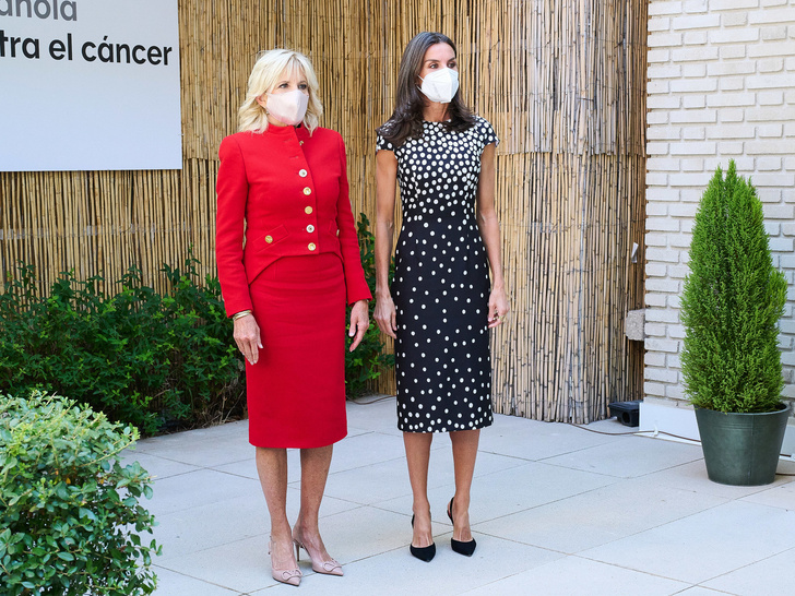 Как первая леди США выглядит на фоне королевы Летиции: неравная модная битва двух самых влиятельных жен