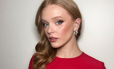 Эффектный макияж с яркими румянами: Эбигейл Коуэн показала красивый образ на осень 2022