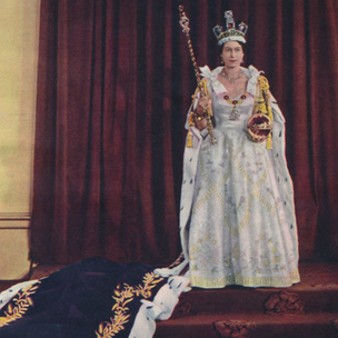 Рискованный выбор: секрет коронационных туфель Елизаветы II