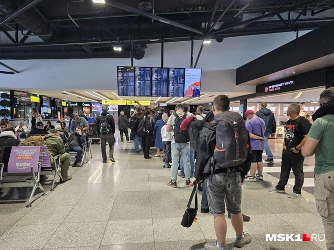 А обслуживание рейсов проходит согласно расписанию | Источник: читатель MSK1.RU