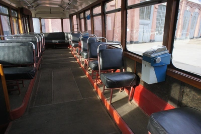 В Петербурге задержан мужчина, разбивший стекло трамвая после отказа водителя