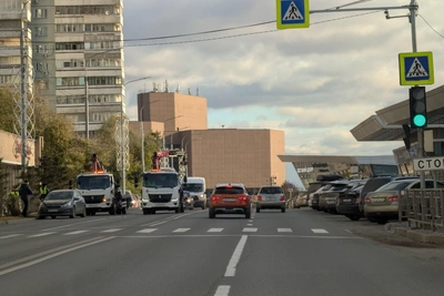 У наццентра «Россия» эвакуируют машины из-за форума