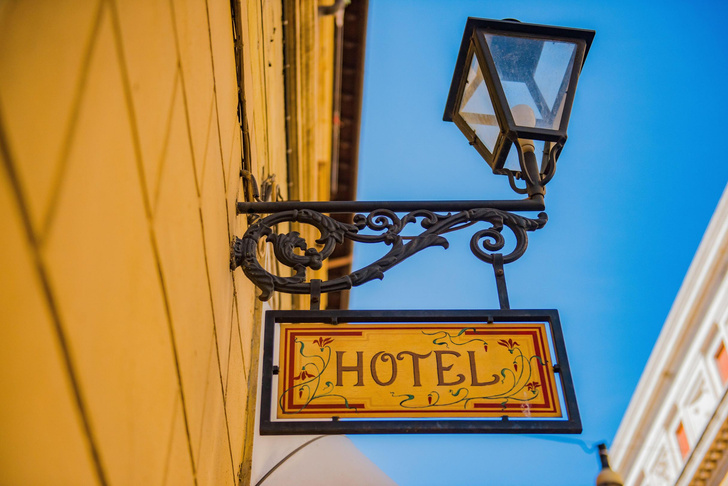 Booking не работает в России: как отели предлагают решить проблему