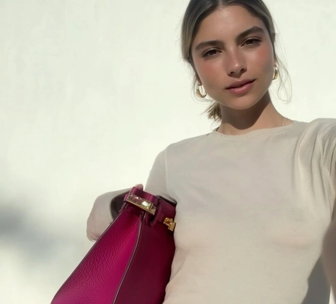 новый год 2026, новый год 2025 2026, цвета нового года 2026, новый год 2026 в каких цветах, какой новый год 2026, какой цвет 2026 года на новый год, какой цвет встречать новый год 2026, новый год 2026 какого животного, в каких цветах встречать новый 2026  | Источник: theDay/higgsfield