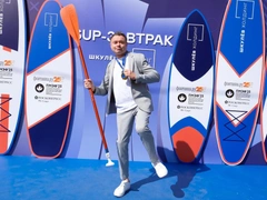 Всегда на плаву: SUP-завтрак Шкулев Холдинг стал ярким событием ПМЭФ-2025