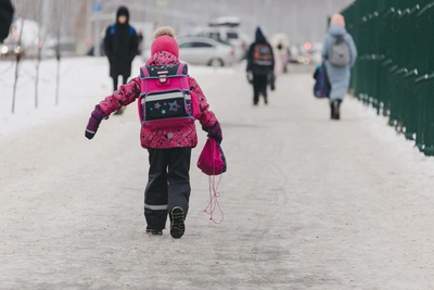 В шести городах Югры школьники не учатся из-за морозов
