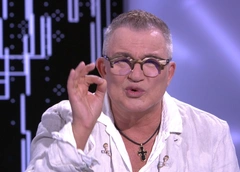«Раньше поднимал рюмку с алкоголем, а теперь с пилюлями»: Дмитрий Дибров о состоянии после инсульта