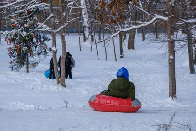 Teenager suffers skull fracture in inflatable sled crash
