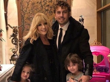 Алла Пугачева вместе с Лизой и Гарри мило поздравили Максима Галкина с Днем отца